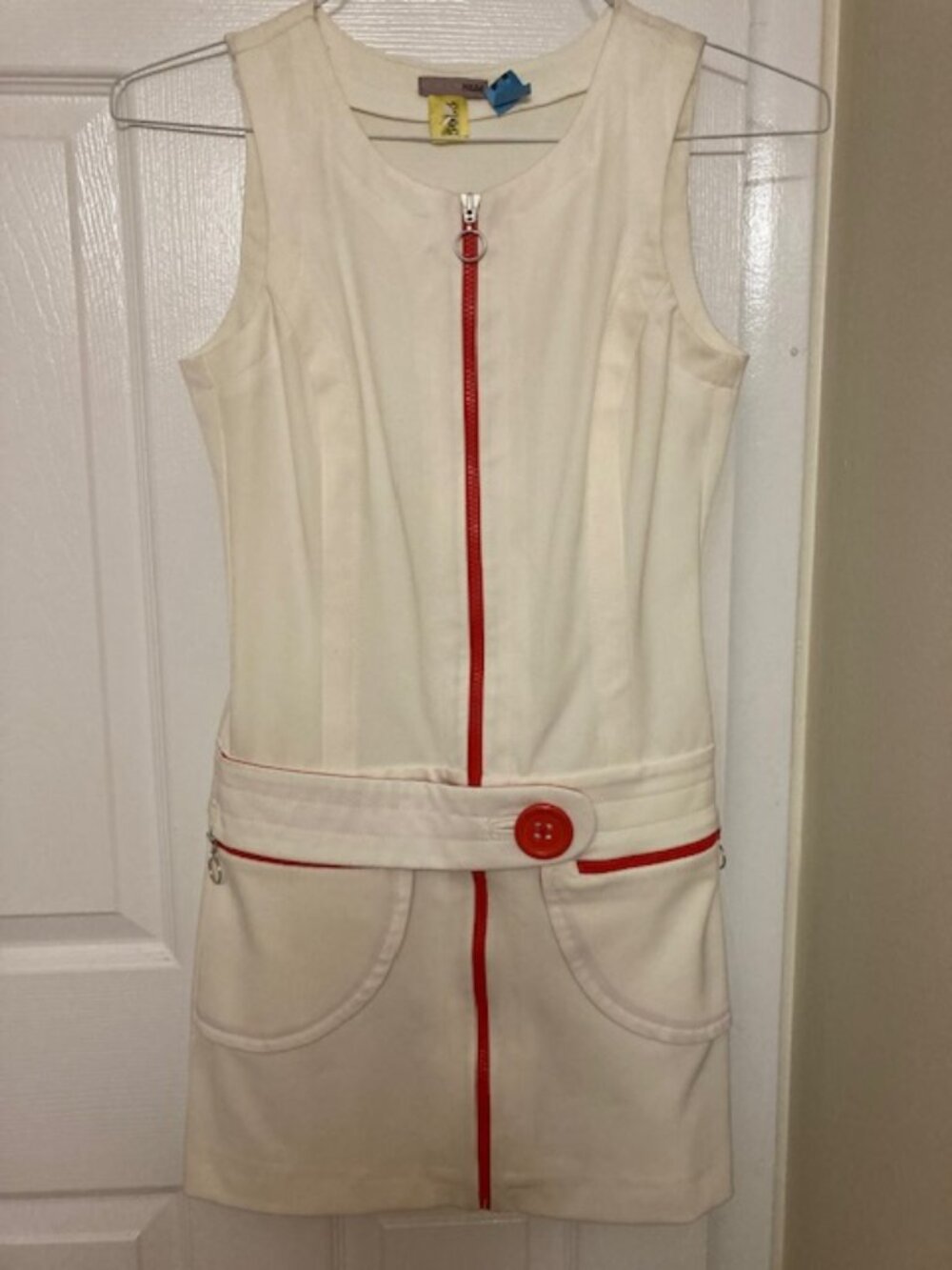 H&M size 4 white retro jumper dress with orangish-red accents